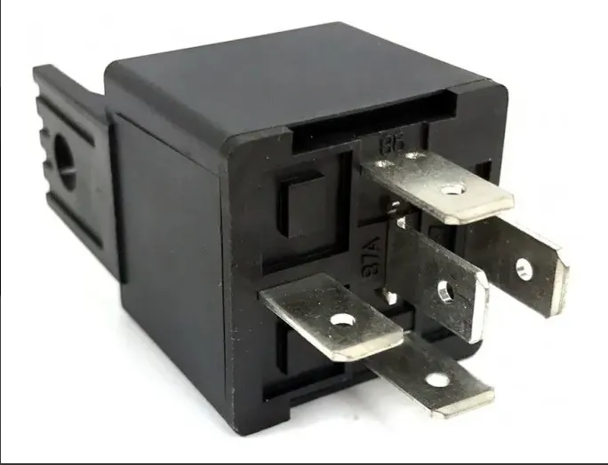 1102-5 - Relevador Relé 5 Patas 12 V