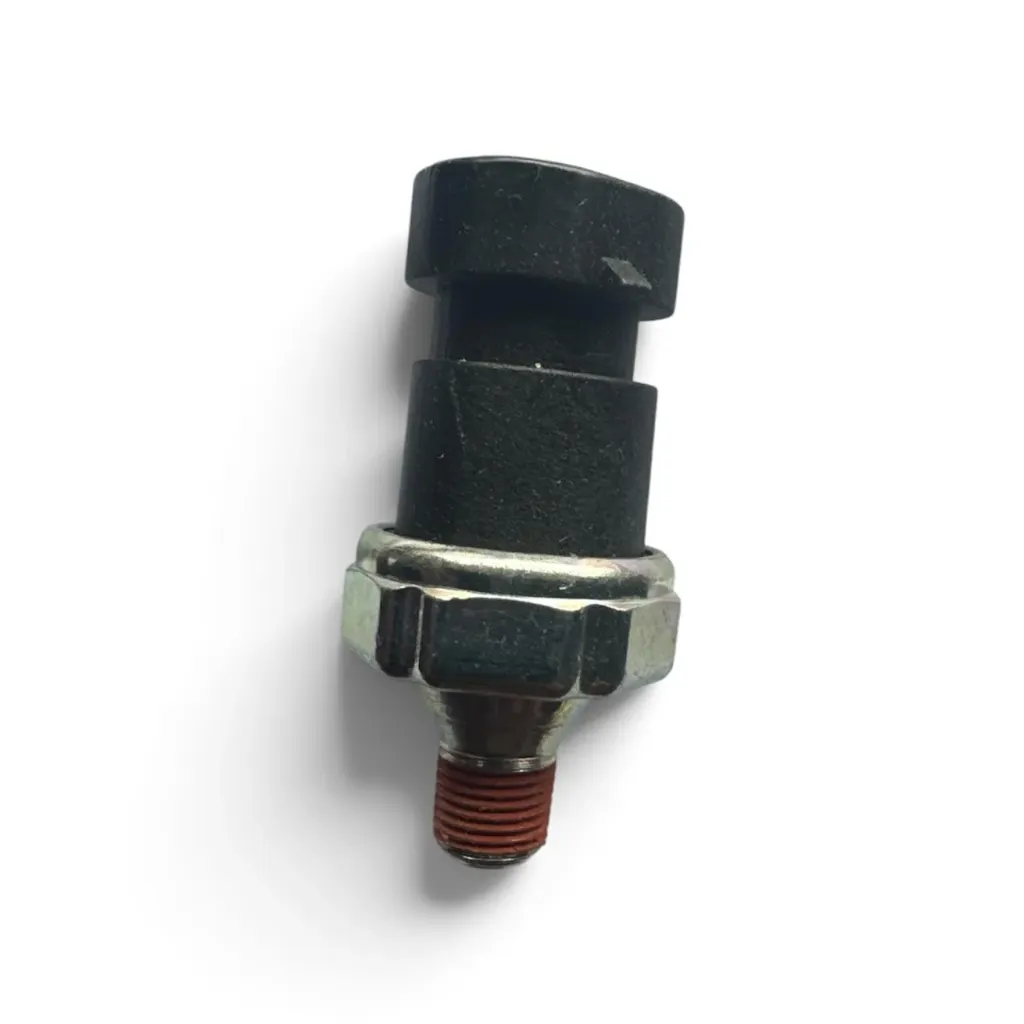PS211 - Bulbo (Sensor) de presión de Aceite para Chevrolet CUTLAS CENTURY CHEYENNE 3 pin eq PS-211 en STANDARD